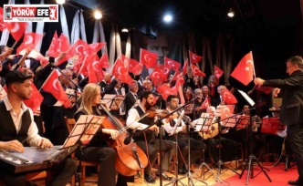 Nazilli’de Ata’ya saygı konseri düzenlendi