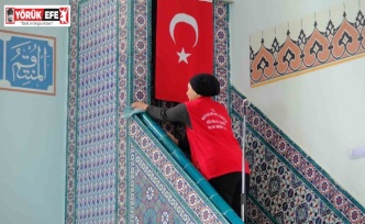 Kuyucak Belediyesi Ramazan öncesi camilerde temizlik çalışması yaptı