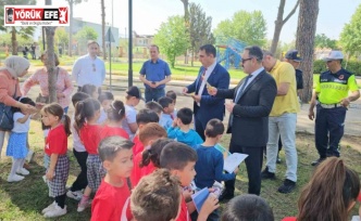 Nazilli’de minikler trafik kurallarını uzmanlarından öğrendi