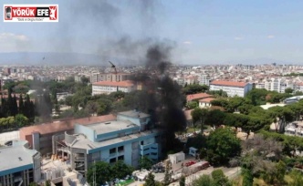 Kentin göbeğinden yükselen kara dumanlar panikletti