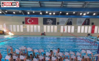 Aydın’da 2 ayda 200 çocuk yüzme öğrendi