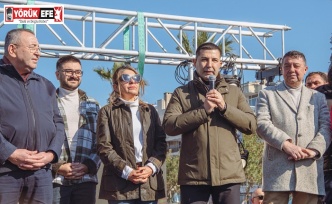 KUŞADASI’NDA SEVİNÇ BALONLARI SMA’LI TEOMAN BEBEK İÇİN UÇURULDU