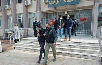 Tatilci görünümlü uyuşturucu tacirleri Aydın polisini geçemedi