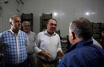 Aydın Büyükşehir Belediyesi Başkanvekili Karakoz, Acarlar Hali esnafı ile görüştü