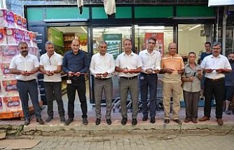 Başkan Kaplan, Koçarlı’daki kooperatif marketin açılışını yaptı