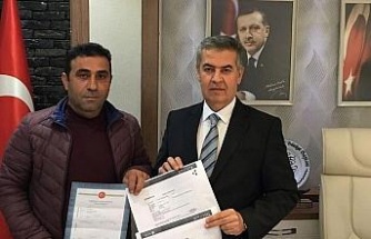 Aydınlı hayırsever, depremzedeler için arsasını sattı