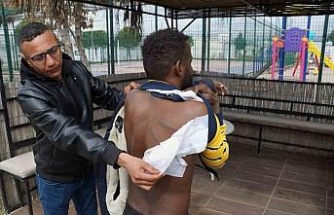 Düzensiz göçmen Isaak: “‘La ilahe illallah’ deme diyerek beni sırtımdan bıçakladılar”