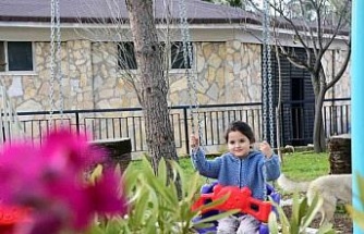 Germencik’te depremzede çocuklar için oyun parkı kuruldu