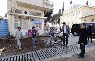 Nazilli Belediyesi yol yenileme çalışmalarını sürdürüyor