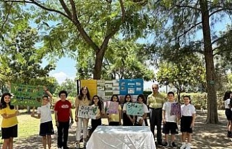 Aydınlı minikler arkadaşlarını çevre konusunda bilgilendirdi