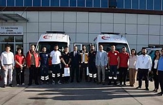 Aydın’dan 8 gönüllü sağlık personeli ve 2 ambulans Libya’ya gönderildi