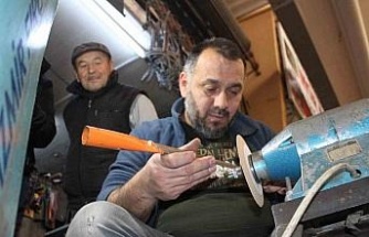 Bu yıl zeytin budama dönemi erken geldi, testere bilemeye talep çoğaldı