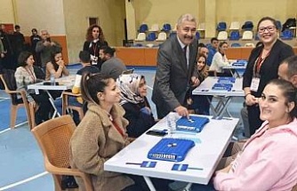 Öğretmenler en iyi hamlelerini kazanmak için yaptı