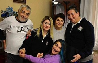 Buse Engelliler Günü’ne yeni saçları ile girecek