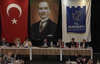 Kuşadası Belediye Meclisi yılın son toplantısını gerçekleştirdi