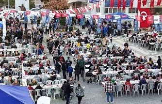 Başkan Çerçioğlu, Çeştepe’de vatandaşlarla iftarda buluştu