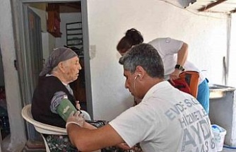 Aydın’da vatandaşlar evde sağlık hizmetlerinden memnun