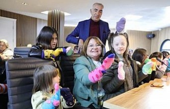Didim Belediye Başkanı Gençay özel çocuklarla bir araya geldi