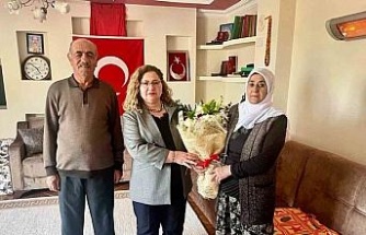 Kaymakam Doğru, şehit annesini unutmadı