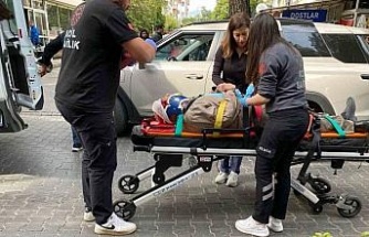 Motosiklet ile bisiklet çarpıştı: 2 yaralı