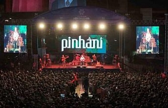 Aydınlılar, Büyükşehir’in Pinhani konseri ile buluştu