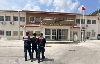 Hapis cezası ile aranan şahıs Kuşadası’nda yakalandı