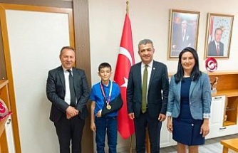 Azmiyle engeli aştı, Türkiye şampiyonu oldu