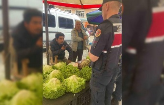 Jandarmadan pazarda hırsızlık ve sahte para denetimi