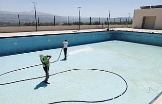 Karacasu’da yüzme havuzu sezona hazırlanıyor