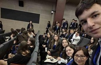 Öğrencilerin yasa teklifi oy birliğiyle kabul edildi