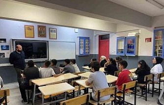 Söke Belediyesi sınavlar öncesi öğrencilerin yanında