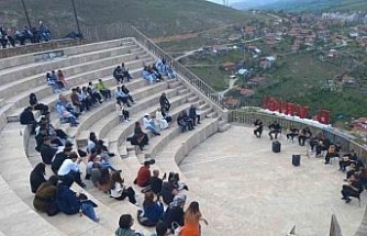 Üç şehir arasında kültür köprüsü kuran "Kültürler Buluşuyor" projesi bu kez Sivas’ta
