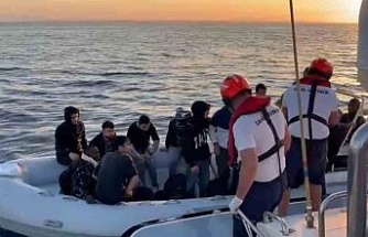 Didim’de 21 düzensiz göçmen kurtarıldı