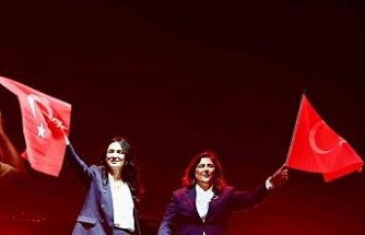 Aydın’da Cumhuriyet coşkusu: 60 bin kişi Aydınfest’in finalinde buluştu