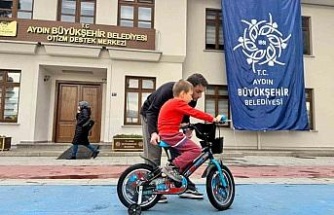 Aydın Büyükşehir Belediyesi, Otizm Destek Merkezleri özel Eğitim öğrencilerinin yanında