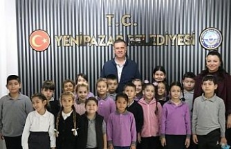 Başkan Ercan minik öğrencileri belediyede ağırladı