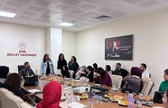 Çine’de anne adaylarına katılım belgesi