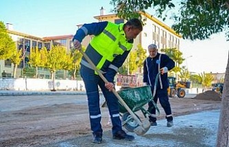Didim’de yol çalışmaları hız kesmeden devam ediyor