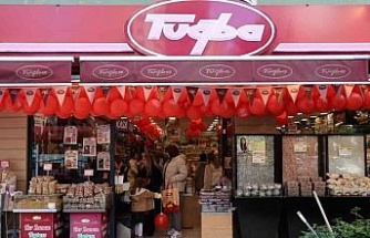 Yılın son günü kuruyemişçilerde adım atacak yer kalmadı