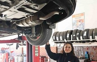 Aydın yıllar sonra buz tuttu, oto lastikçileri ek mesai yaptı