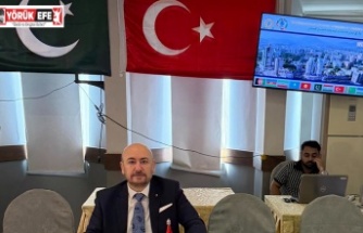 Başkan Ülken” Vatansız bayraksızlar havlayadursun”