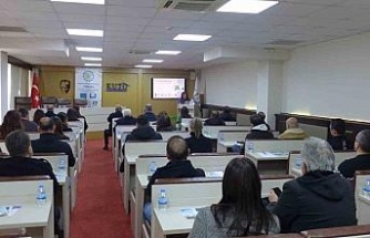 Mavi Bayrak ve Yeşil Anahtar Programları Bilgilendirme Toplantısı KUTO’da yapıldı