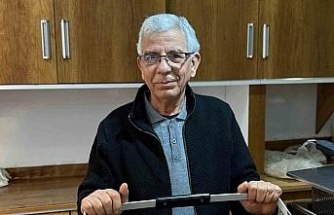 Tostçu Mehmet, Mansur Yavaş’a benzerliği ile dikkat çekiyor