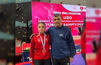 Aydınlı güreşçiler Türkiye Şampiyonası’ndan madalyalarla döndü