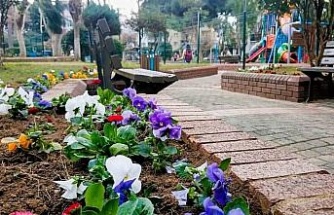 BAŞKAN YETİŞKİN’DEN EFELER’E RENK KATAN ÇALIŞMA