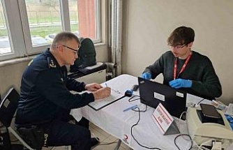 Nazilli’de Emniyet Teşkilatı’ndan Kızılay’a kan desteği