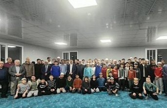 Aydın’da protokol ve öğrenciler ‘İyilik Sofrası’nda bir araya geldi