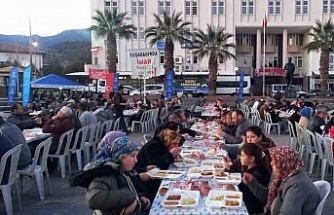 Aydınlılar, Büyükşehirin iftar sofralarında buluşuyor