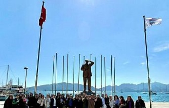 Turizmci Menemencioğlu ve Gökten’den  Aydınlı kadınlara jest