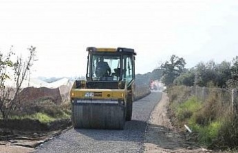 Efeler’in yolları yenileniyor